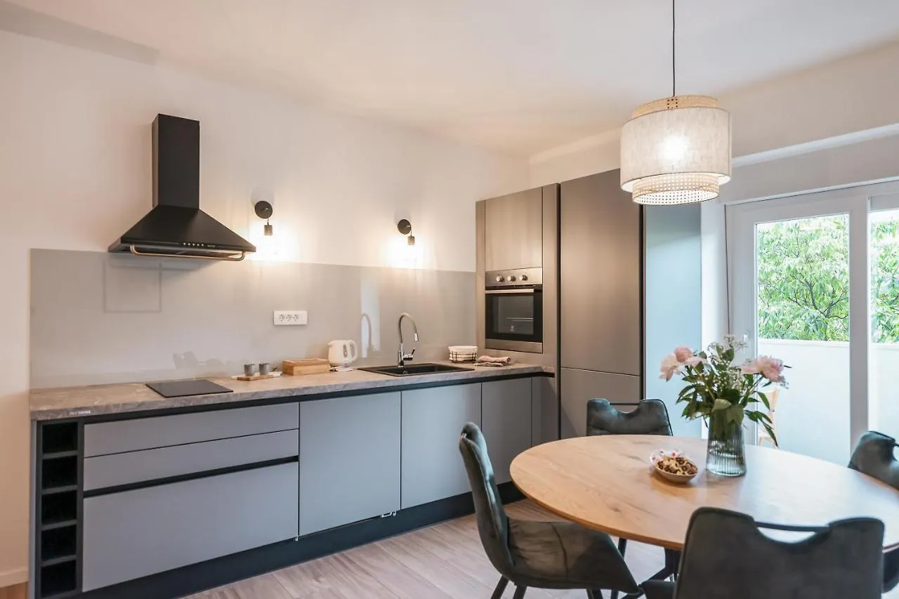 Apartment Elly Zadar